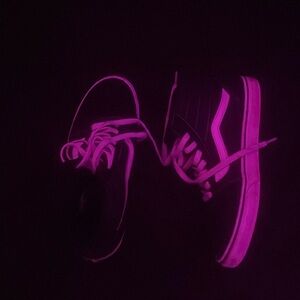 mid top vans very used has some scuffs